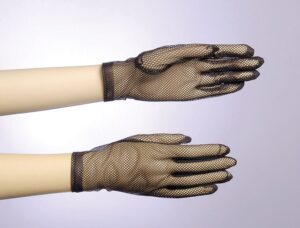 Short Fishnet Gloves